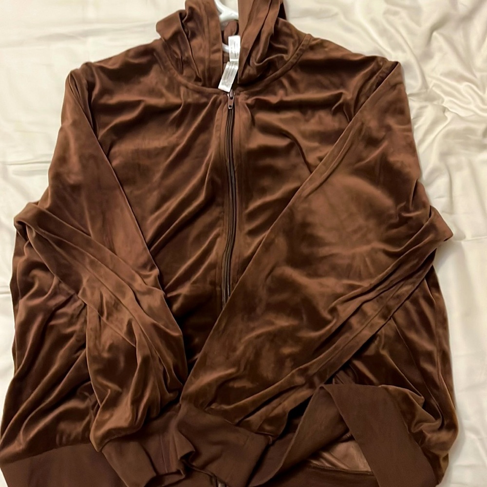 Brown jacket, soft on inside and outside, brand: Pink Lady.